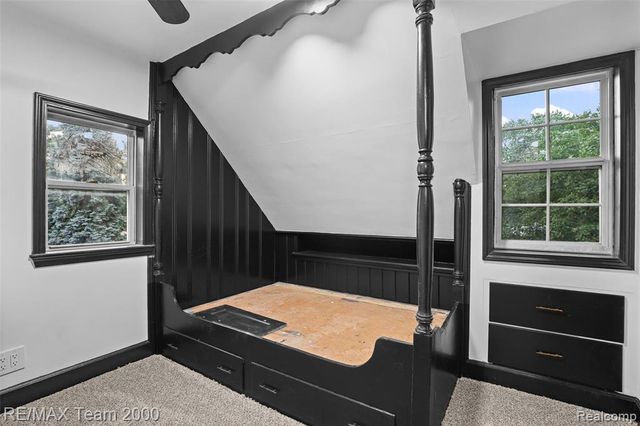 12930 Beech Daly Road, Redford, MI 48239