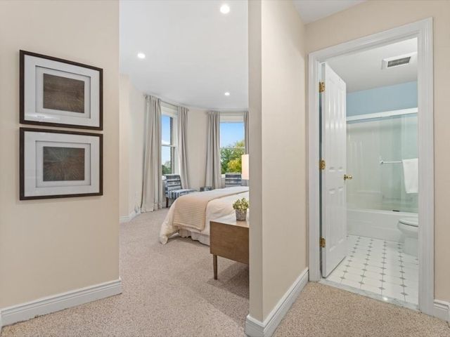 4 Charlesgate East 404, Boston, MA 02215