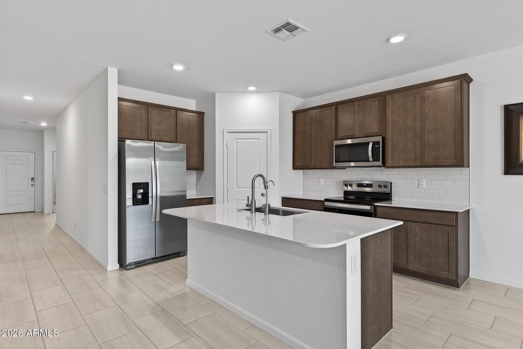 25455 W GRAHAM Trail, Buckeye, AZ 85326 — photo 4