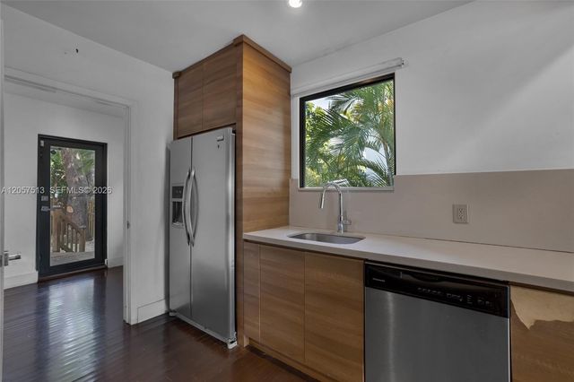 7020 NE 5th Ave, Miami, FL 33138