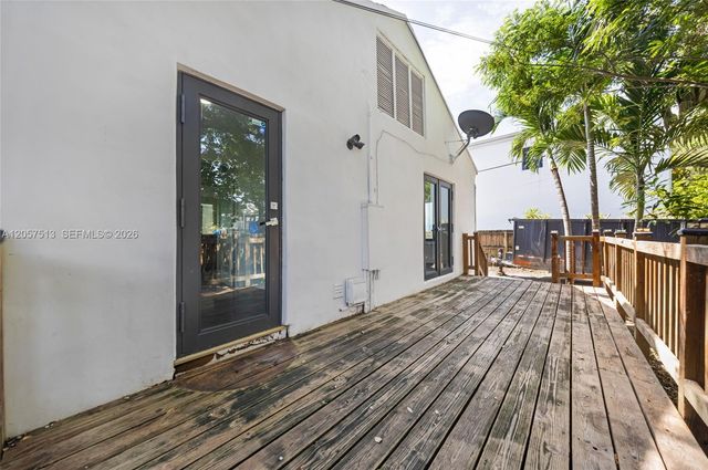 7020 NE 5th Ave, Miami, FL 33138