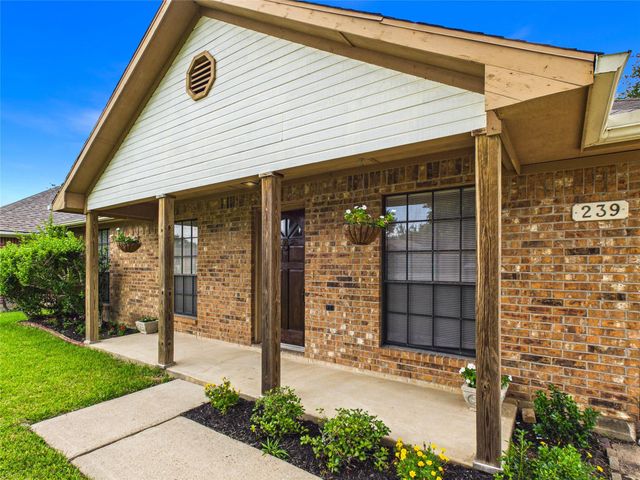 2955 County Road 855c, Alvin, TX 77511