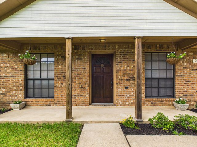 2955 County Road 855c, Alvin, TX 77511