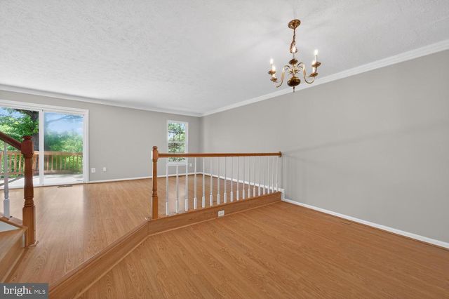 14113 WINDING RIDGE LN, Centreville, VA 20121