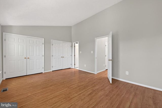 14113 WINDING RIDGE LN, Centreville, VA 20121