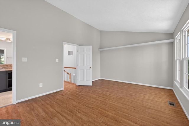 14113 WINDING RIDGE LN, Centreville, VA 20121