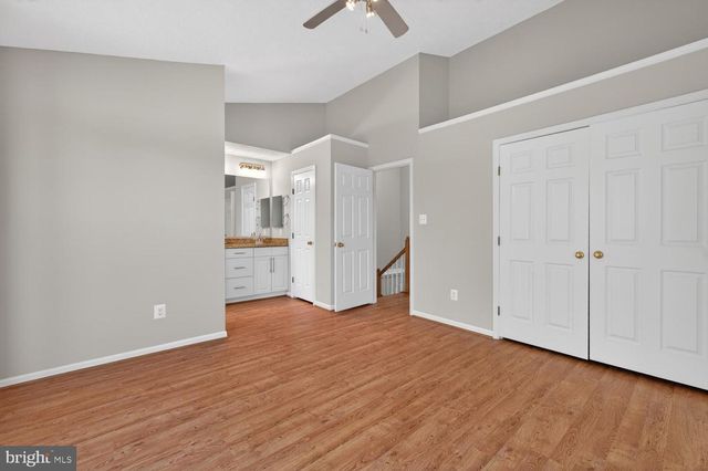 14113 WINDING RIDGE LN, Centreville, VA 20121