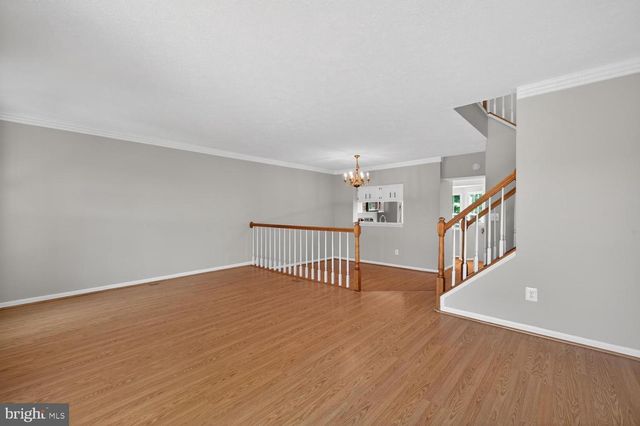 14113 WINDING RIDGE LN, Centreville, VA 20121