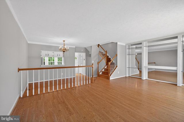 14113 WINDING RIDGE LN, Centreville, VA 20121