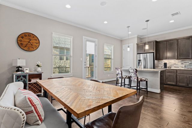 1125 Highknoll LN, Georgetown, TX 78628