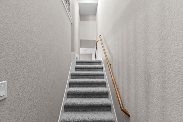 1125 Highknoll LN, Georgetown, TX 78628