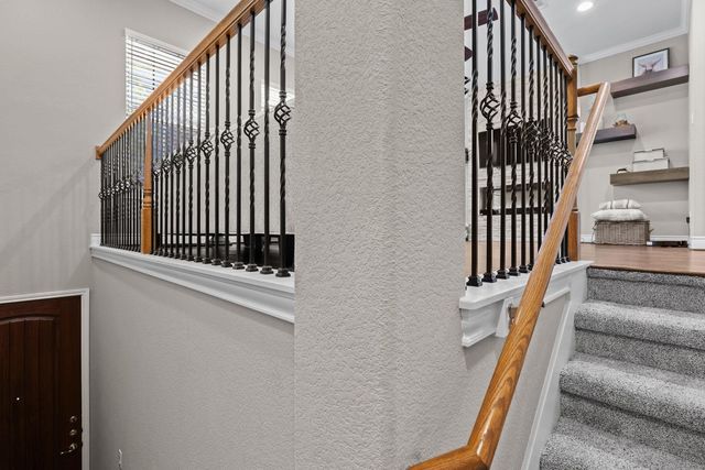 1125 Highknoll LN, Georgetown, TX 78628