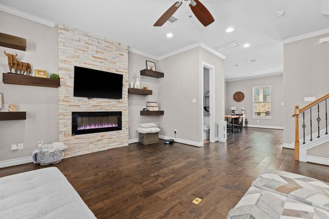 1125 Highknoll LN, Georgetown, TX 78628