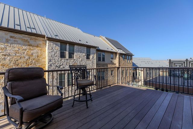 1125 Highknoll LN, Georgetown, TX 78628