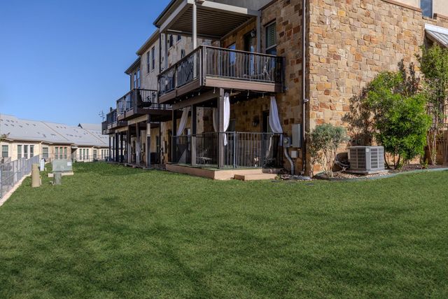 1125 Highknoll LN, Georgetown, TX 78628