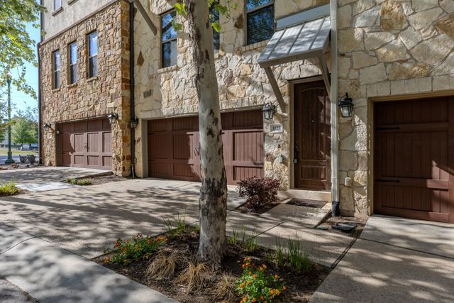 1125 Highknoll LN, Georgetown, TX 78628