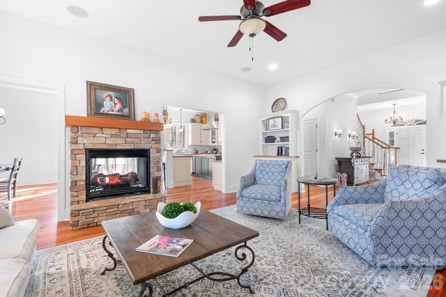 214 Lytham Lane, Stanley, NC 28164