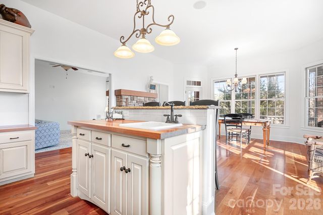 214 Lytham Lane, Stanley, NC 28164