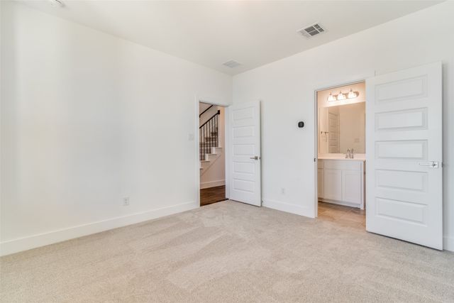 800 War Admiral Drive, Rowlett, TX 75088