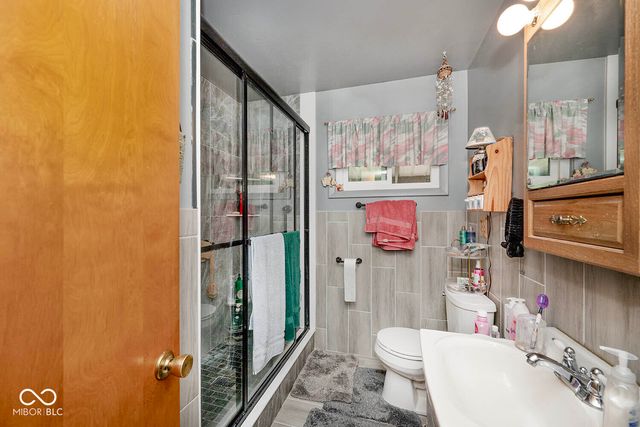 710 Elm Street, Beech Grove, IN 46107