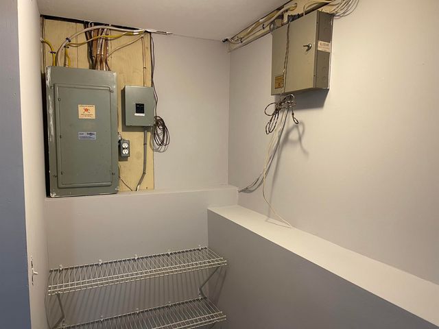 12 Victoria Drive, Merrimack, NH 03054