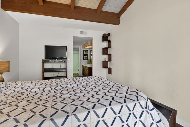 1050 E Ramon Road 45, Palm Springs, CA 92264