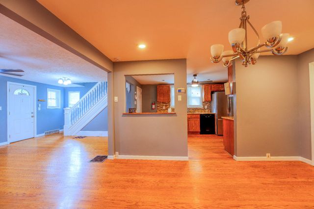 579 N DELAWARE ST, Paulsboro, NJ 08066