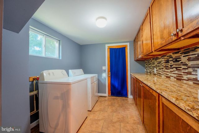 579 N DELAWARE ST, Paulsboro, NJ 08066