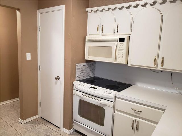 1932 Elmhurst Drive, Norman, OK 73071