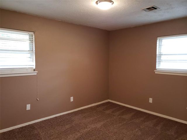 1932 Elmhurst Drive, Norman, OK 73071