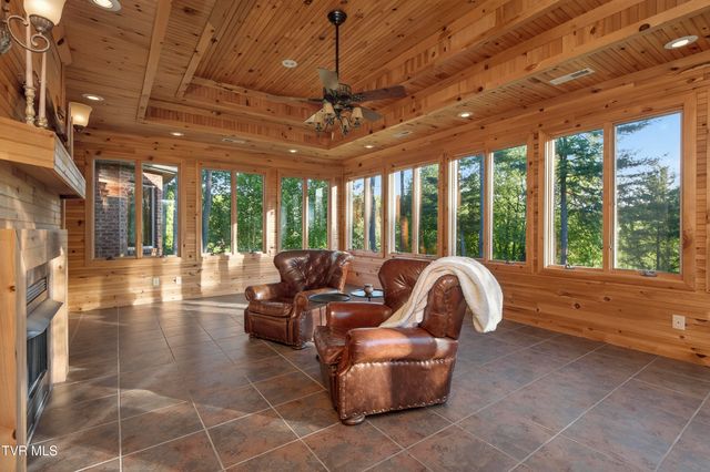 20268 Heron Circle, Abingdon, VA 24211