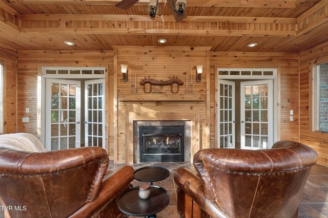 20268 Heron Circle, Abingdon, VA 24211