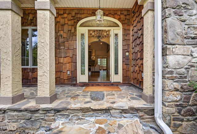 20268 Heron Circle, Abingdon, VA 24211