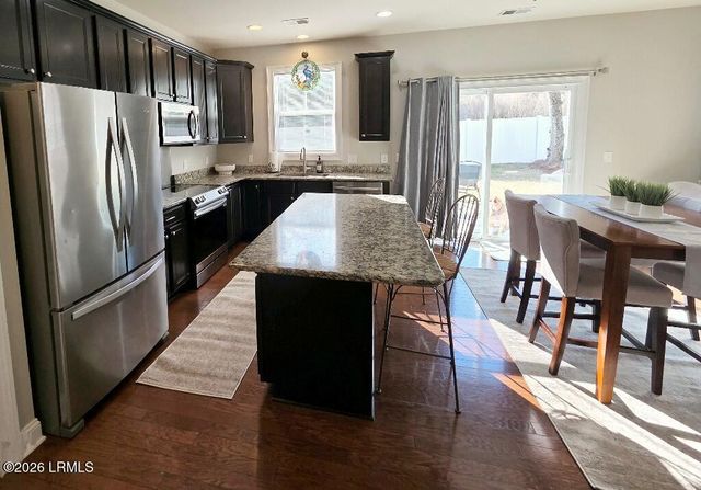 19 St James Circle, Beaufort, SC 29907