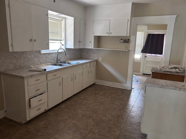 742 Columbia Street, Shreveport, LA 71104