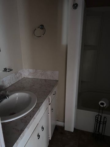 742 Columbia Street, Shreveport, LA 71104