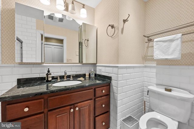 38 BOUTON GREEN CT, Baltimore, MD 21210