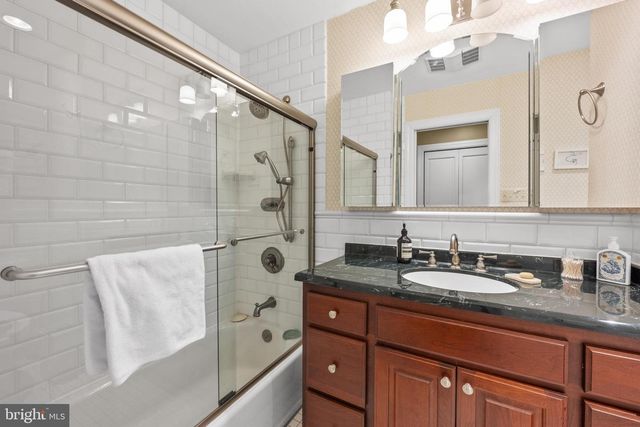 38 BOUTON GREEN CT, Baltimore, MD 21210