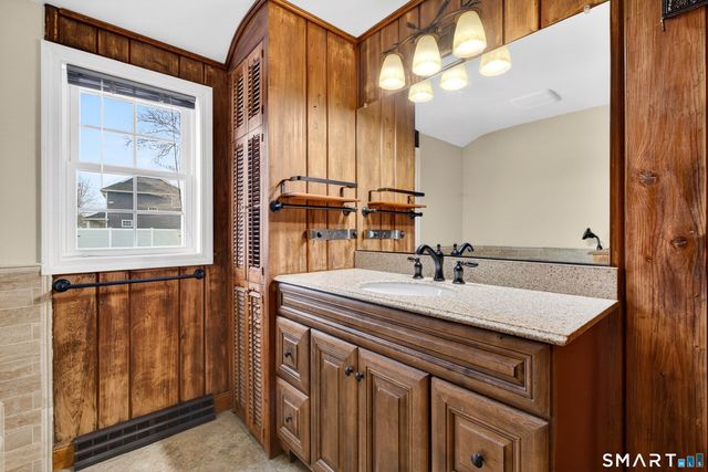 25 Pond Road, Old Saybrook, CT 06475