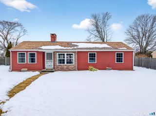 25 Pond Road, Old Saybrook, CT 06475