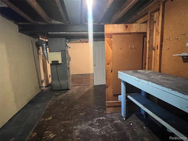 2527 Buckingham Avenue, Birmingham, MI 48009