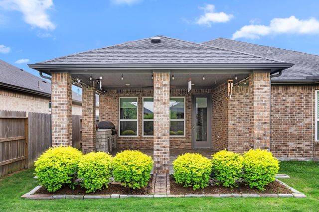 28928 Autumn Shore Drive, Fulshear, TX 77441