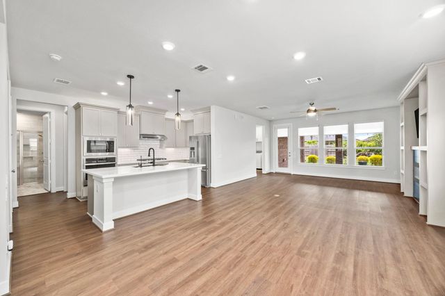 28928 Autumn Shore Drive, Fulshear, TX 77441