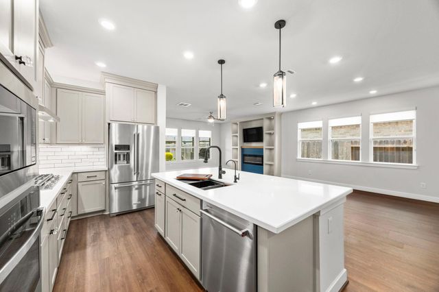 28928 Autumn Shore Drive, Fulshear, TX 77441