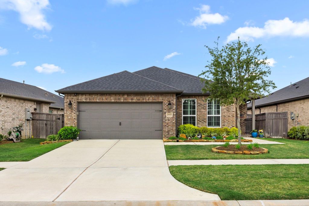 28928 Autumn Shore Drive, Fulshear, TX 77441