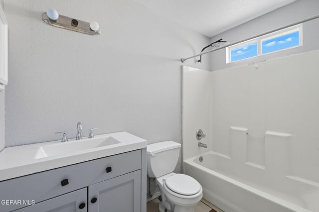 12155 Tower View Drive, El Paso, TX 79936