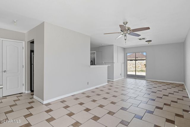 12155 Tower View Drive, El Paso, TX 79936