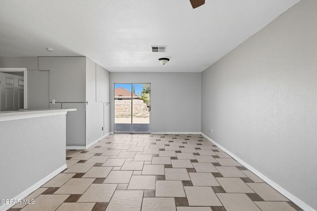 12155 Tower View Drive, El Paso, TX 79936
