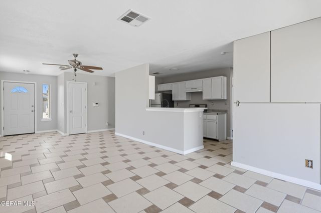 12155 Tower View Drive, El Paso, TX 79936