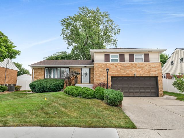 661 Winston Drive, Melrose Park, IL 60160